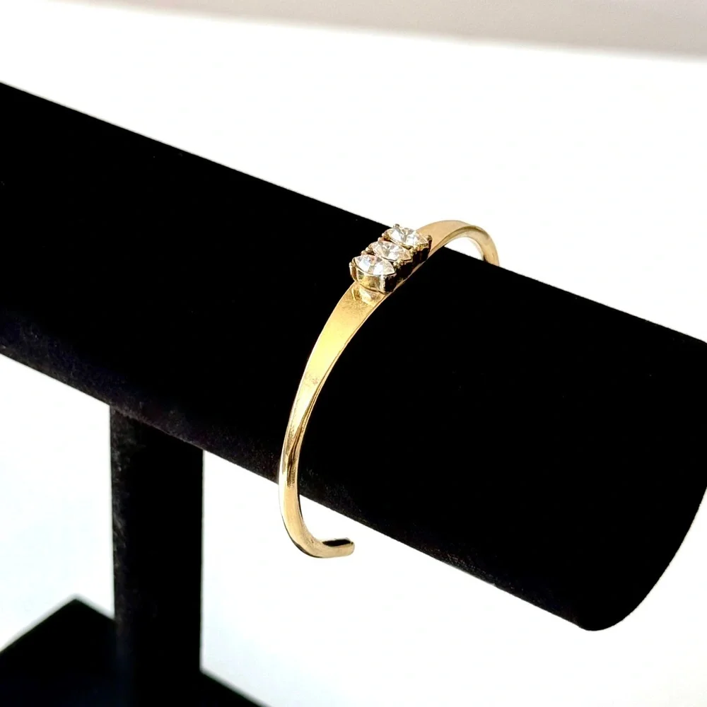 Lee Angel for NEIMAN MARCUS | NWT | Classic Gold Cuff With Marquis Crystals - Picture 5 of 8